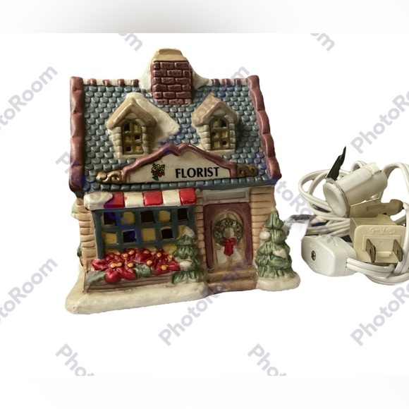 Vintage Small The Christmas House Collection Flower Shop illuminated porcelain. - Picture 2 of 6